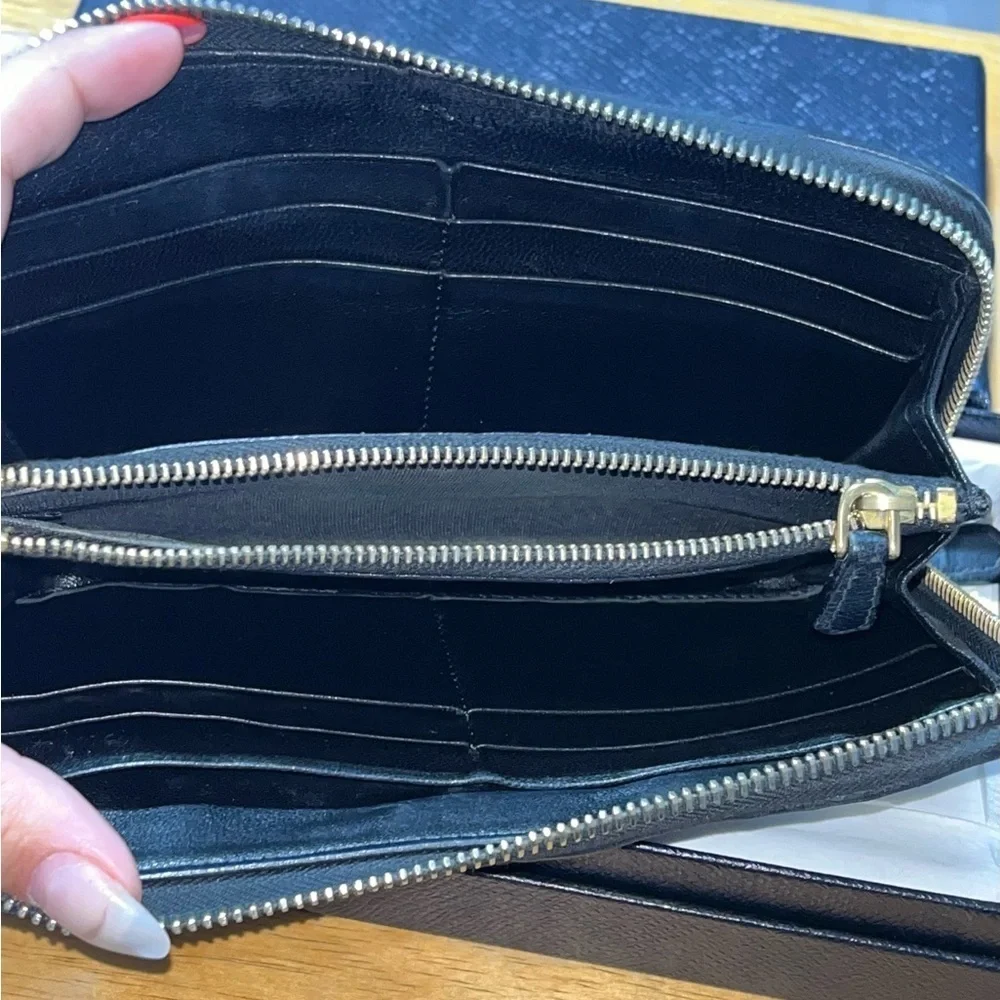 PRADA Milano PRADA Nappa Gaufre Black Leather Nero Zip Around Long Wallet - Picture 8 of 14